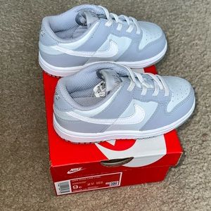 Nike Dunk Low Two-Toned Grey (TD) (Size 9C)- Only worn once. Ready to ship!
